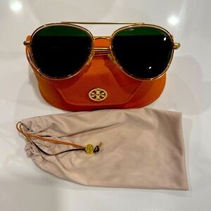 Tory Burch Aviator Sunglasses with case and dust bag